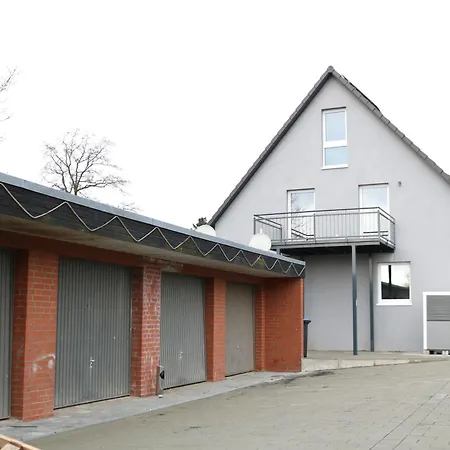 In Neustadt- Og Links *